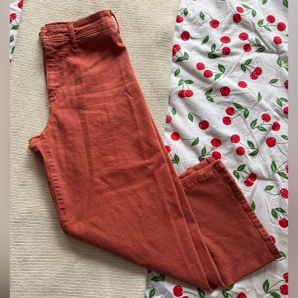 Red Wide leg high waist Pants - Picture 4 of 7